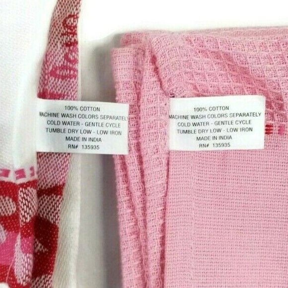 Kane Home Pink White Valentine Theme Kitchen Towel Set Two Piece NWT - Picture 5 of 6